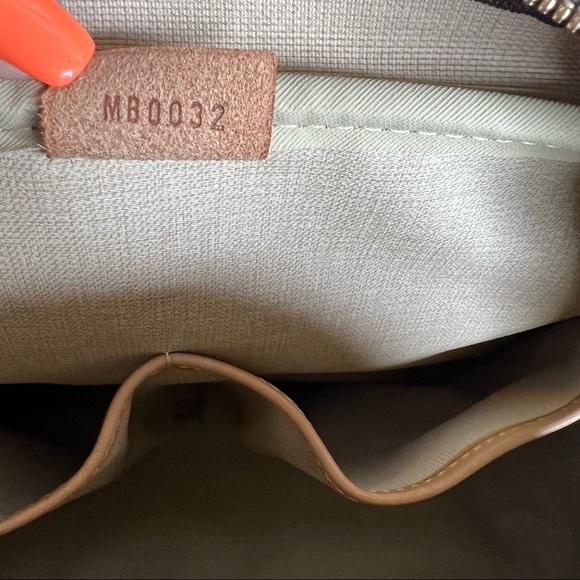 LOUIS VUITTON MONOGRAM DEAUVILLE TOTE - Picture 9 of 13